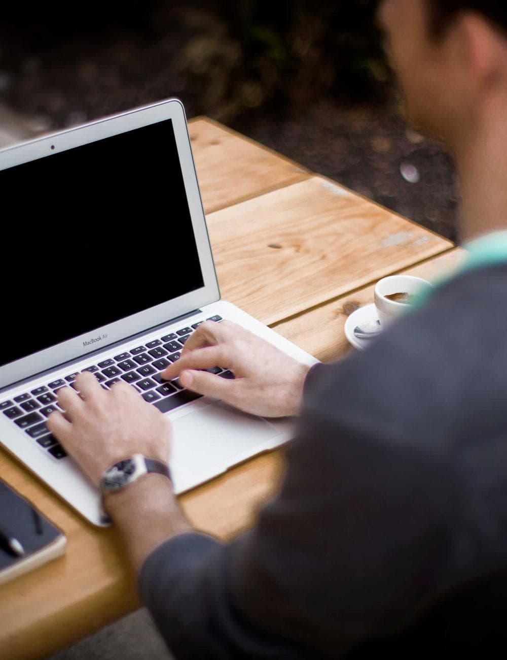 Espai de treball de l'estudi Creamos Webs